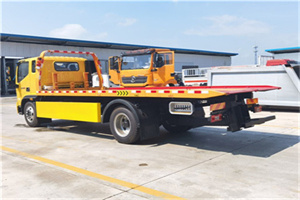 钟楼附近吊车电话